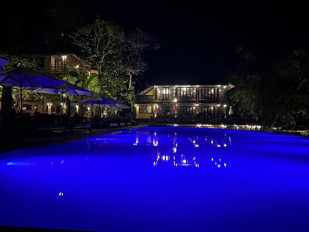 Amigo Pu Luong Hotel Lang Bang Bagian luar foto