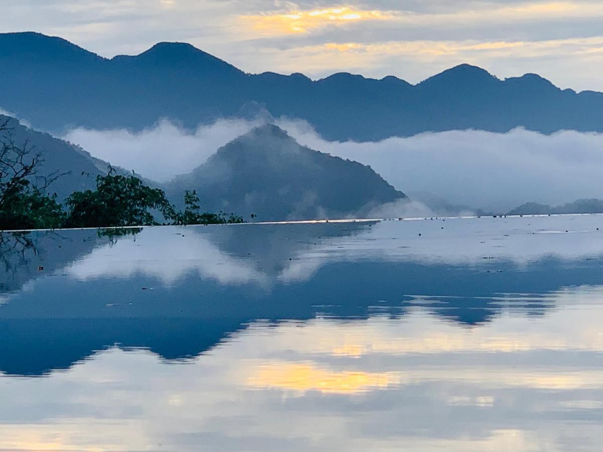 Amigo Pu Luong Hotel Lang Bang Bagian luar foto